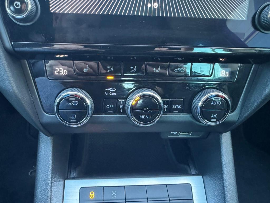 Skoda Octavia 1.5 tsi greentech ambition