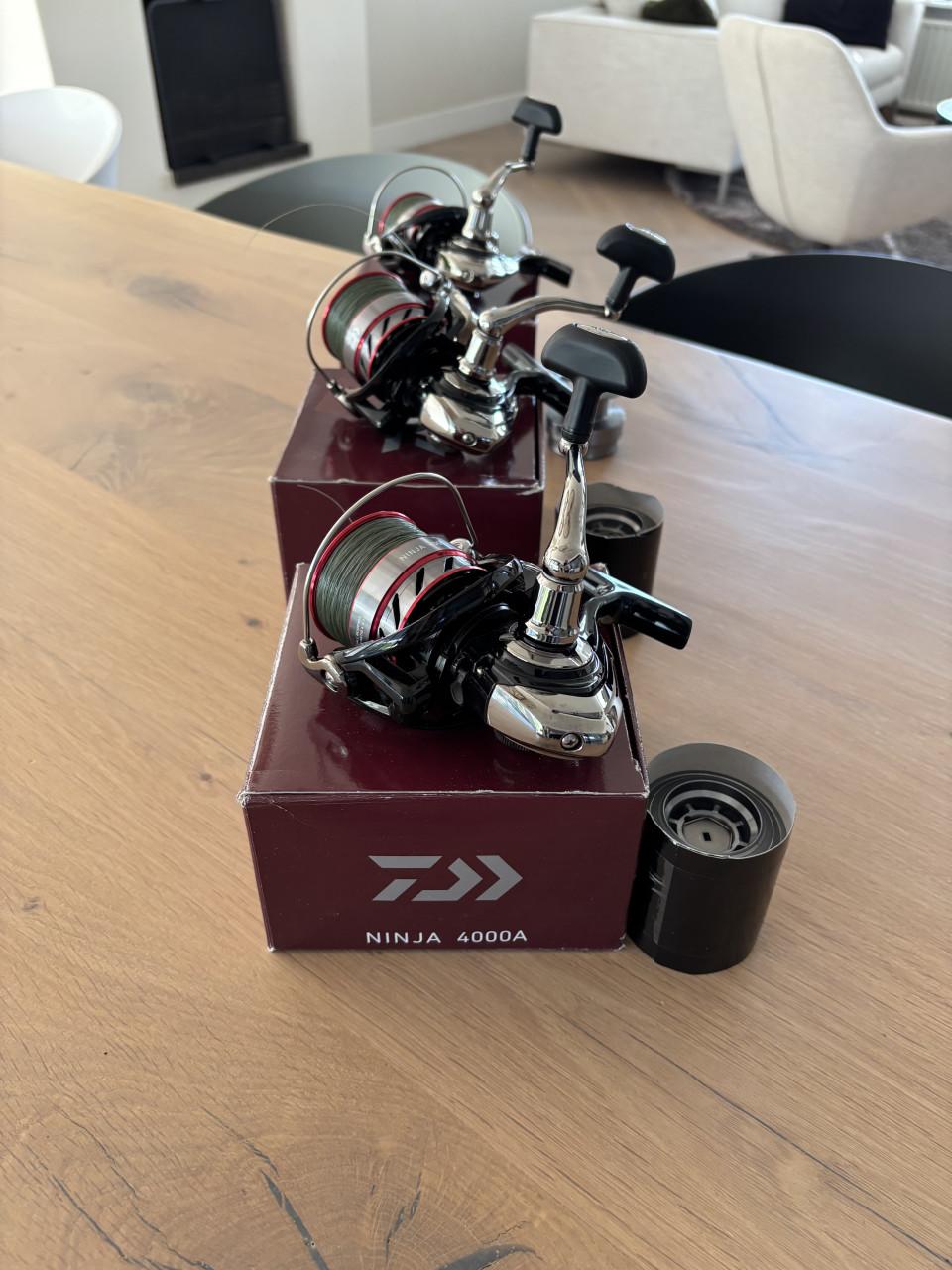 3 x Daiwa Ninja 4000A Nieuwstaat extra spoel