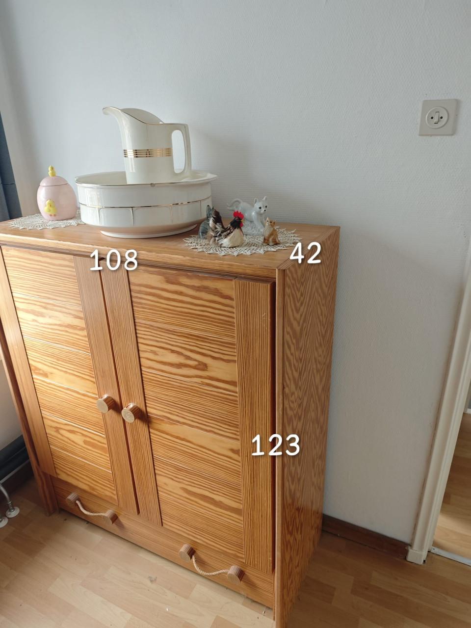 Dressoir met 2 nachtkastjes