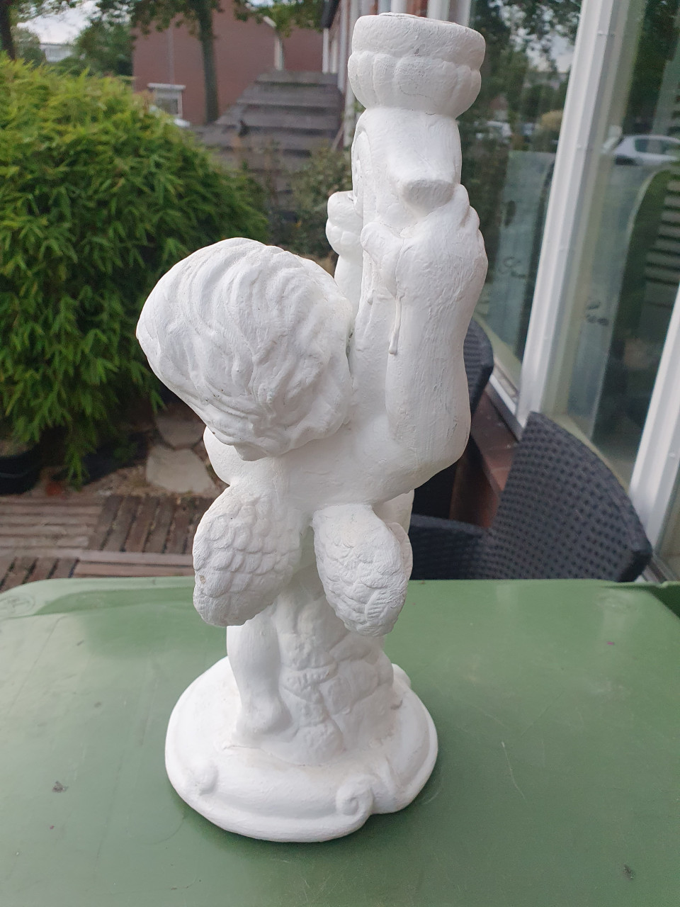 Heel mooie grote tafel kandelaar, voor 2 kaarsen van aardewerk aangeboden..
