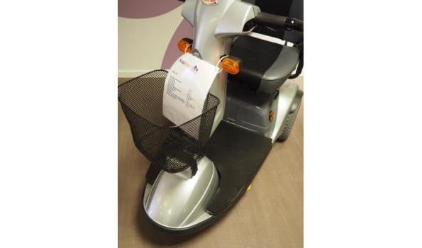 Scootmobiel merk: CTM 737 incl. oplader, 3 wielen, mandje, stokhouder