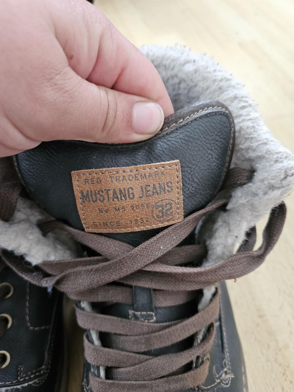 Mustang heren schoenen maat 46