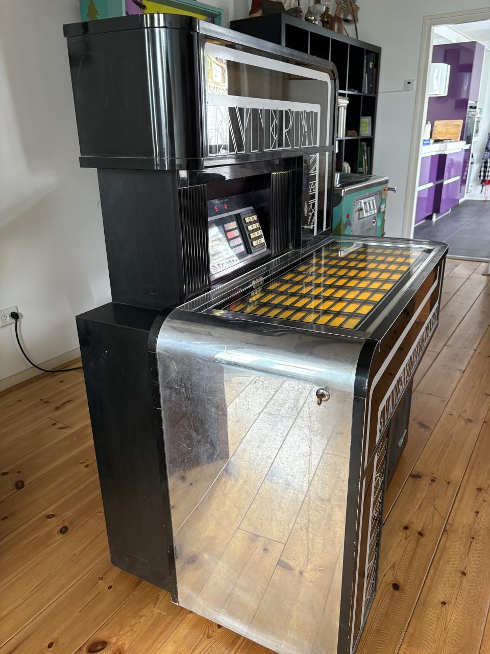 Jukebox Seeburg STD2 Entertainer