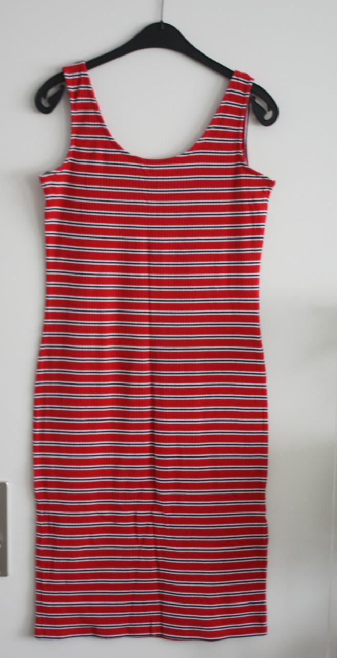 Lange jurk rood wit  gestreept maat 40-42