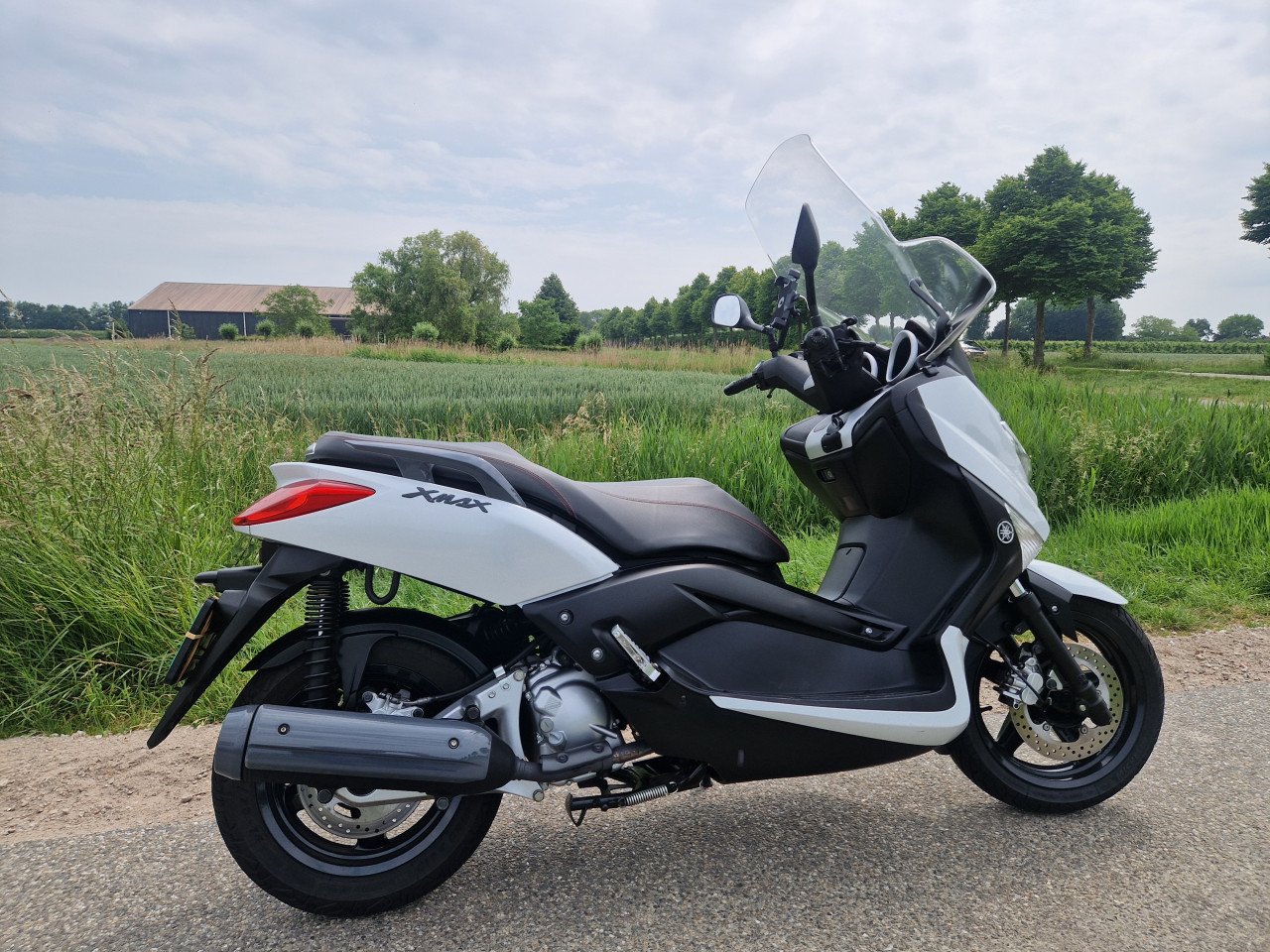 Yamaha xmax 250 (YP250R) motorscooter (inruil mogelijk!)