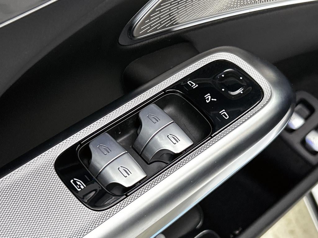 Mercedes-Benz E-Klasse estate 300 e amg plug-in hybride amg | night pakket 