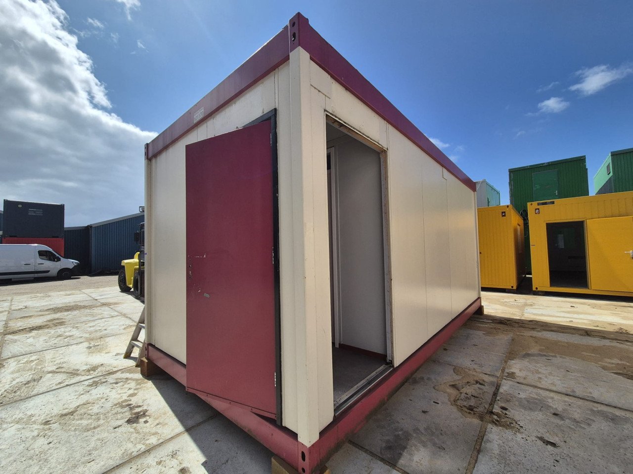 6x3m kantoorunit / woonunit / schaftkeet / bouwkeet