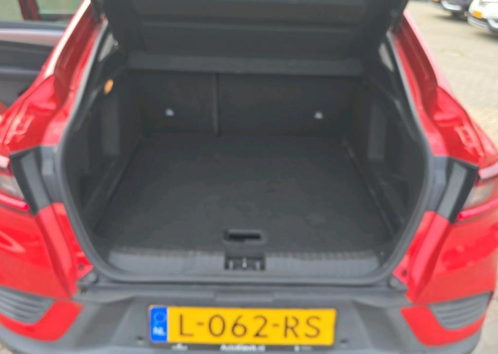 Renault Arkana 1.6 e-tech hybrid 145 intens