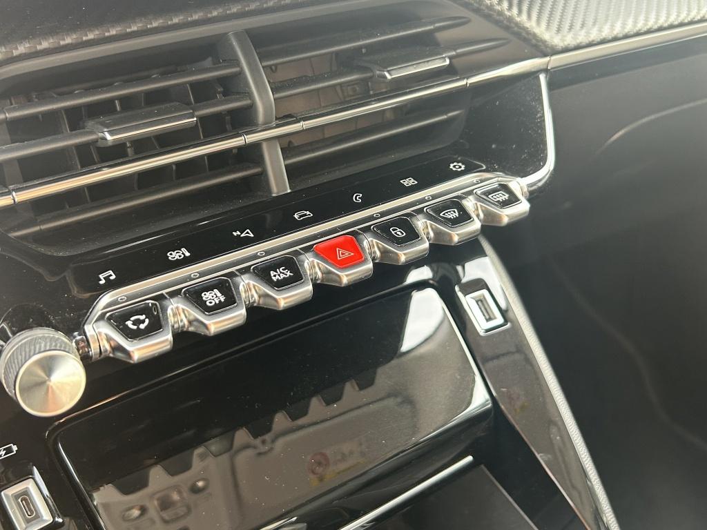 Peugeot 208 1.2 puretech 100pk eat8 allure pack 3d cockpit | apple carplay 