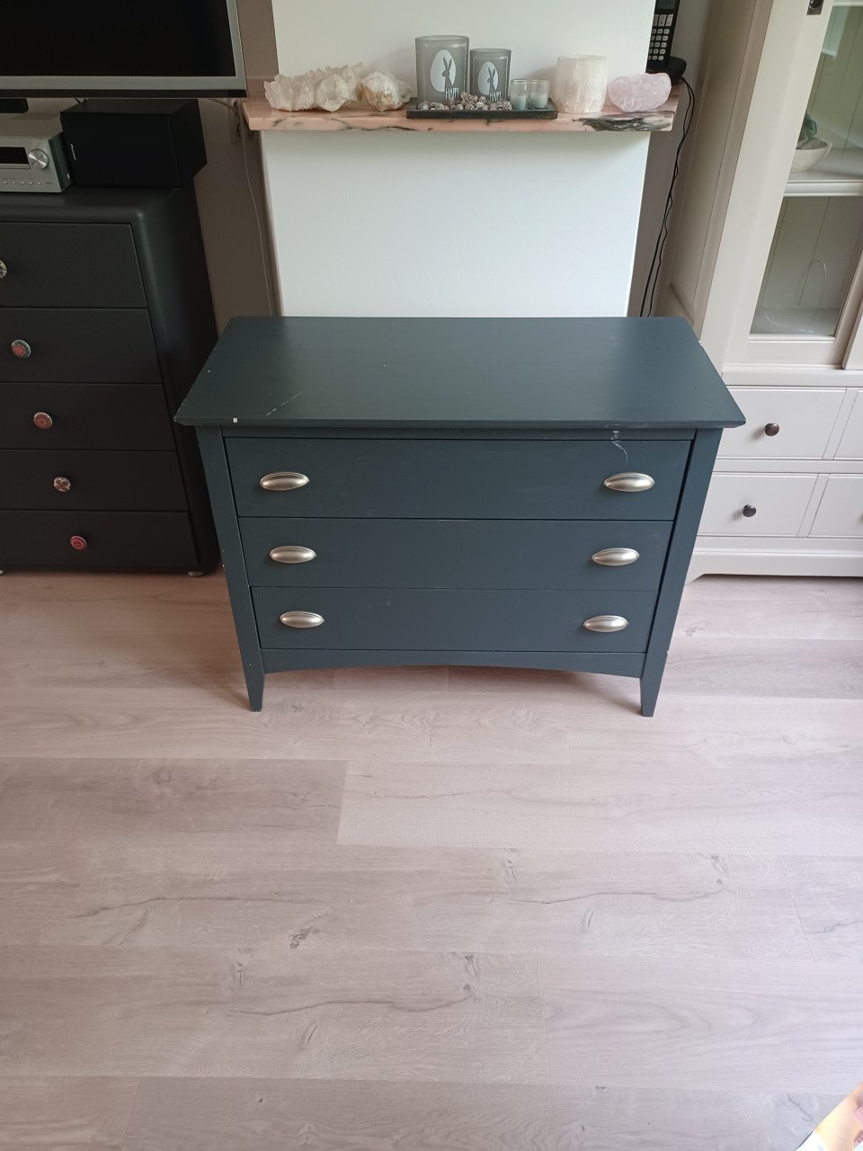 Kastje  B=88cm  H=69cm en D=43cm