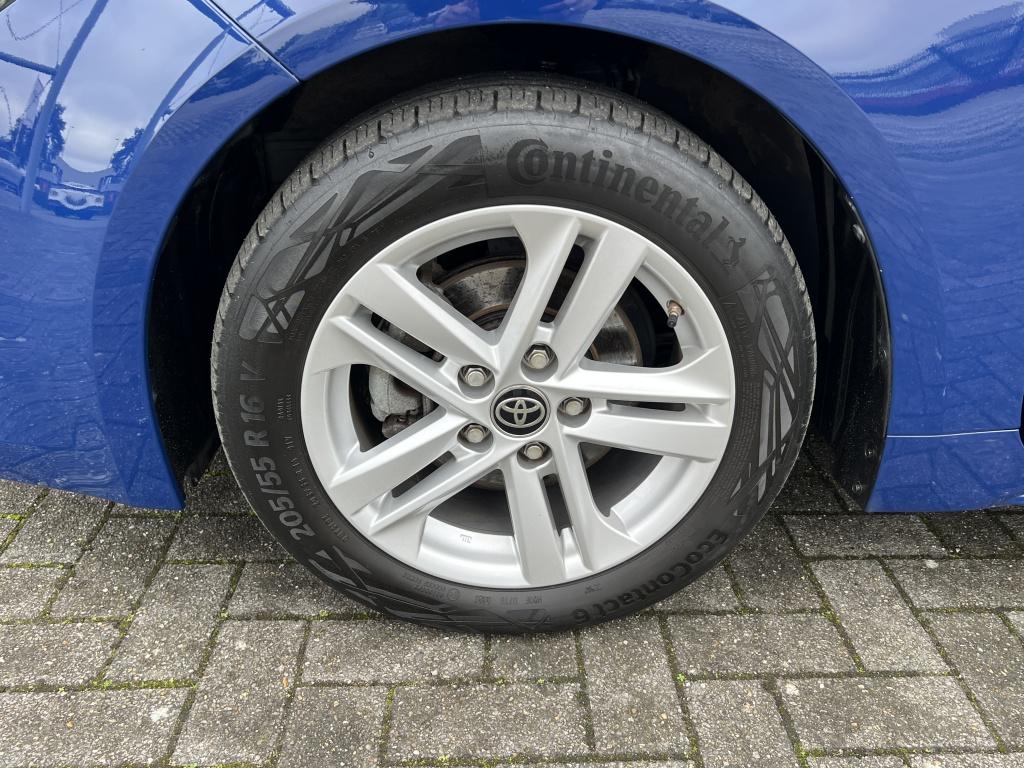 Toyota Corolla 1.8 hybrid active