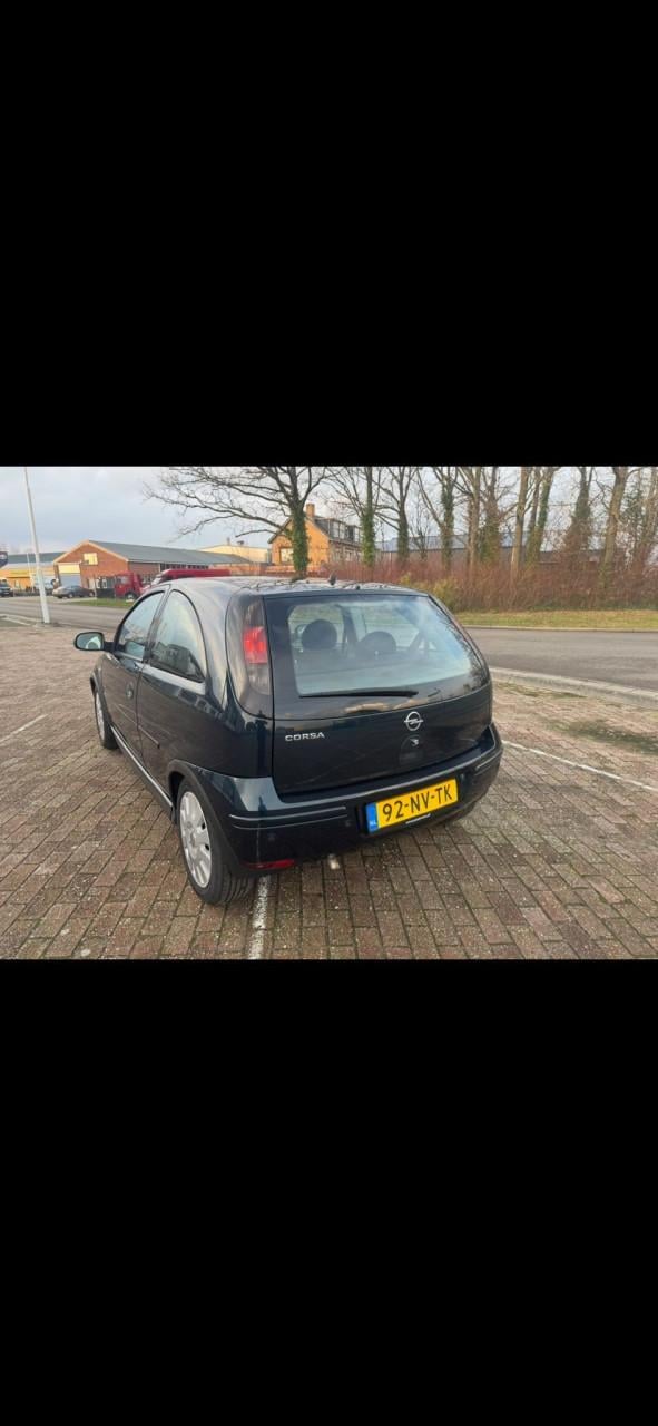 Opel corsa automaat bj 2004 1500 euro
