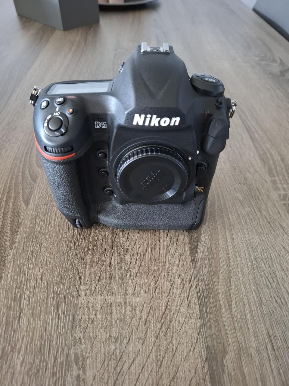 Te koop Nikon camera D5 Lenzen en toebehoren