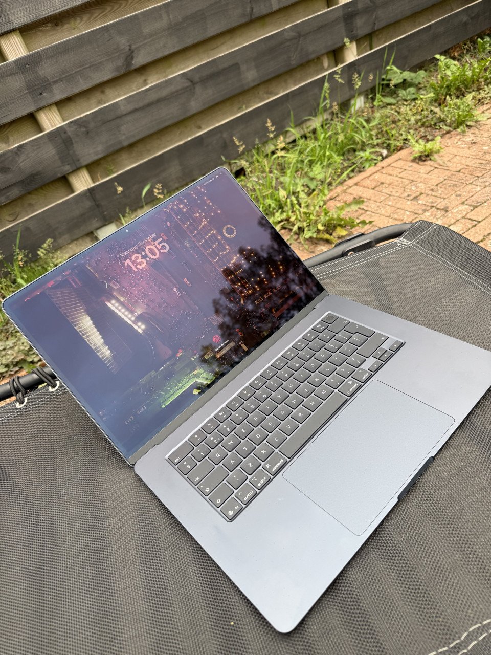 MacBook Air 2025 M4 256GB / 16GB ram Midnight 1 maand oud