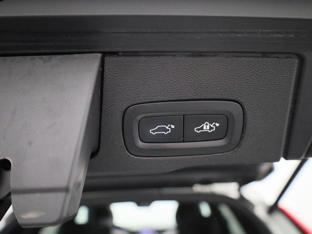 Volvo XC60 t6 recharge geartronic r-design automaat | panorama dak | naviga