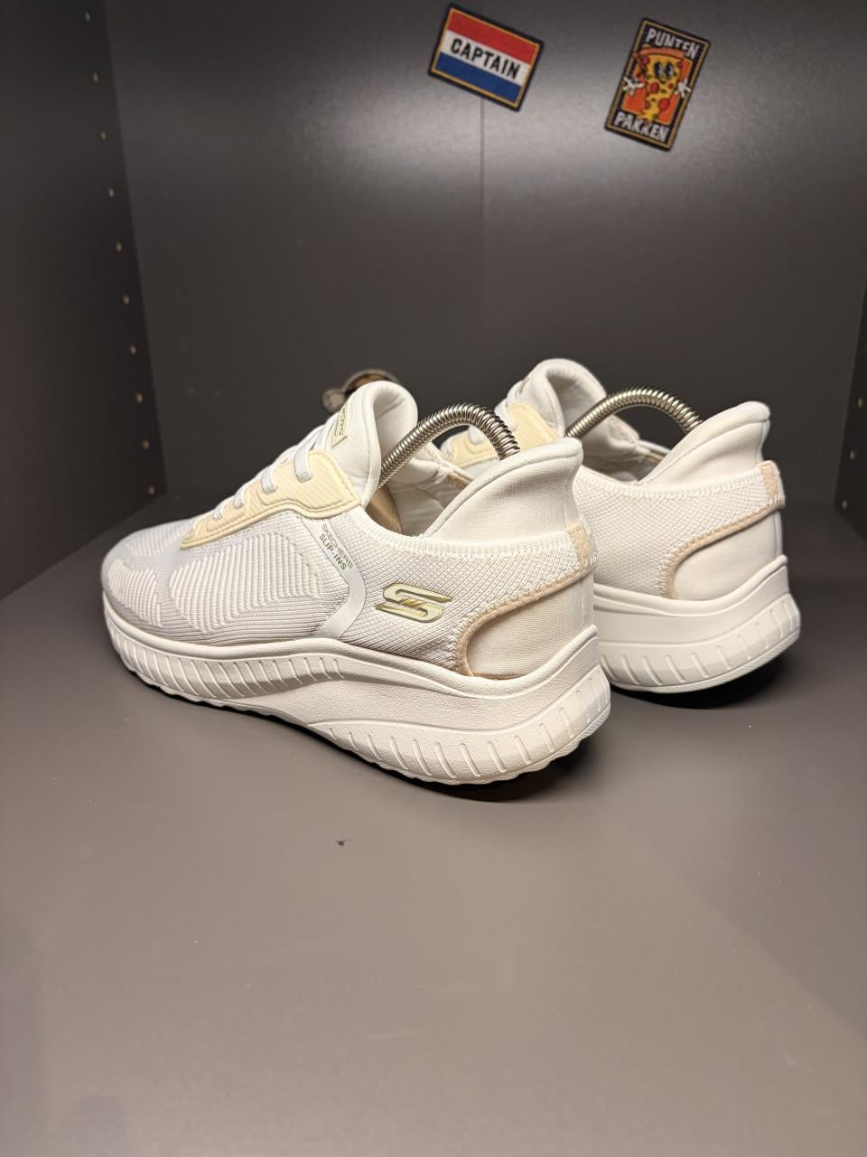 Skecher wit maat 38