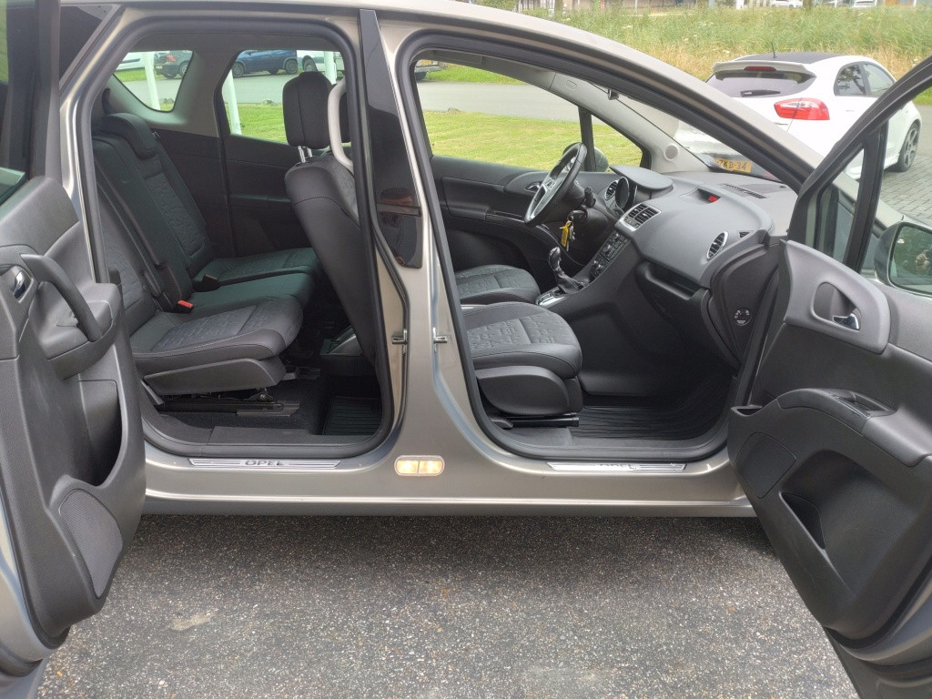 Opel Meriva 1.4 turbo color ed.