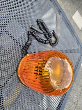 Hella Zwaailicht Magneet 12v aansluiting