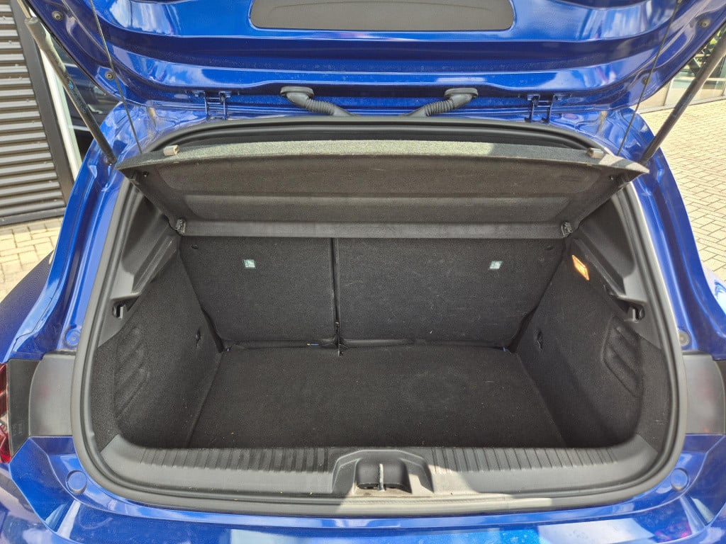 Renault Clio 1.3 tce 130 edc automaat intens