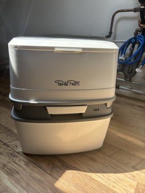 Porta potti toilet