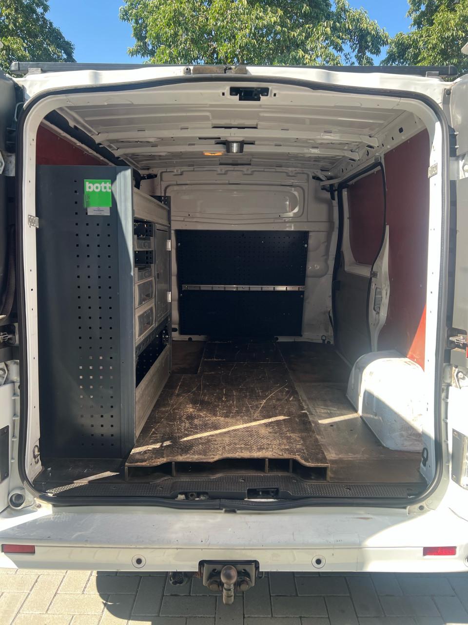 Renault Trafic 2.0 dCi T27 L1H1 Eco 197.465KM