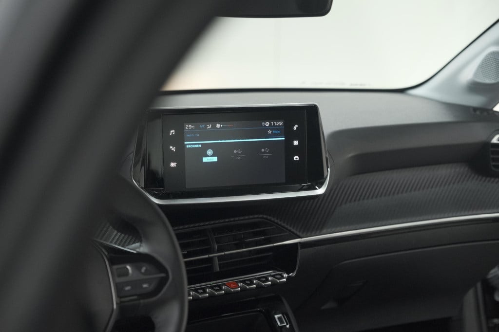 Peugeot 208 puretech 75 active | apple carplay | cruise control | airco