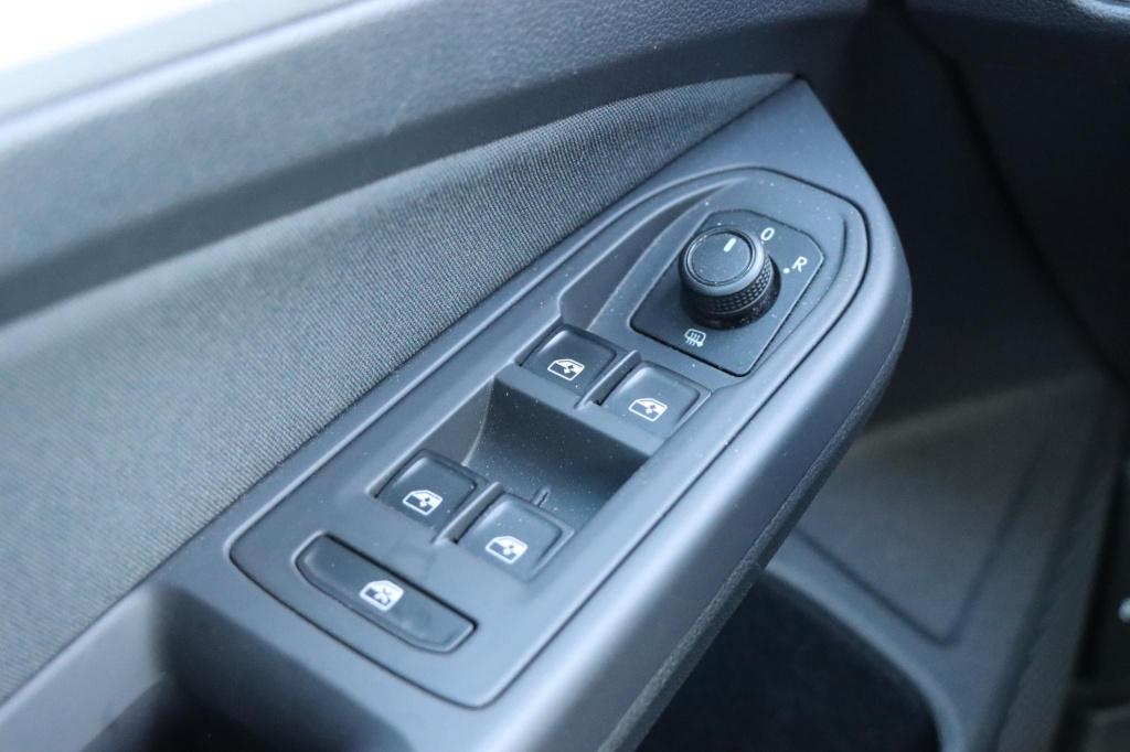 Volkswagen Golf 1.0 tsi life | app connect | parkeersensoren | climate cont