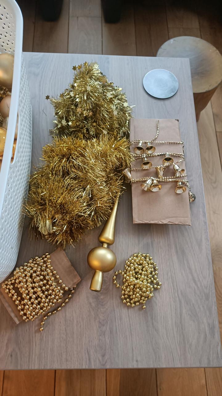 Gouden kerstballen