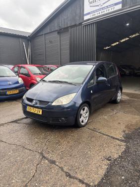 Mitsubishi colt jaar apk