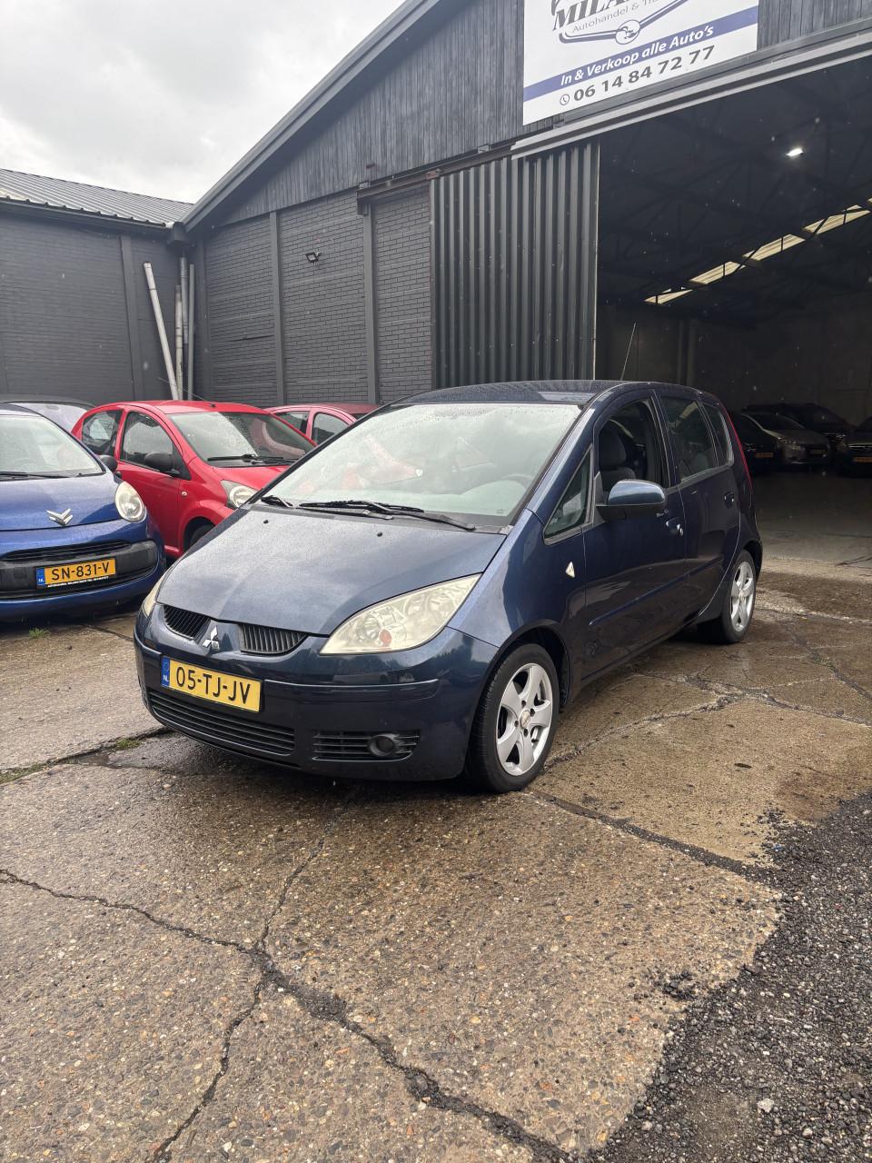 Mitsubishi colt jaar apk