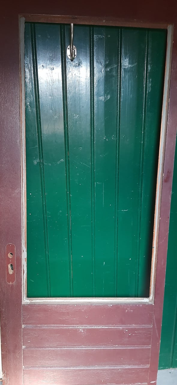 Hardhouten achterdeur 191x72cm met raamopening