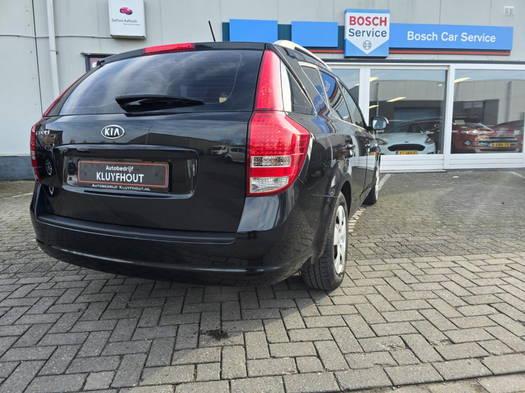 Kia Cee'd sporty wagon 1.6 cvvt x-tra