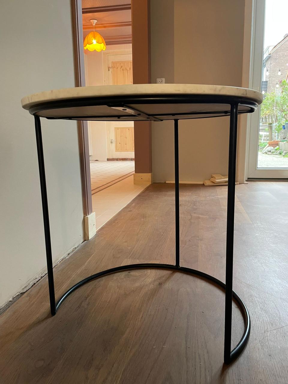 Bijzettafeltje