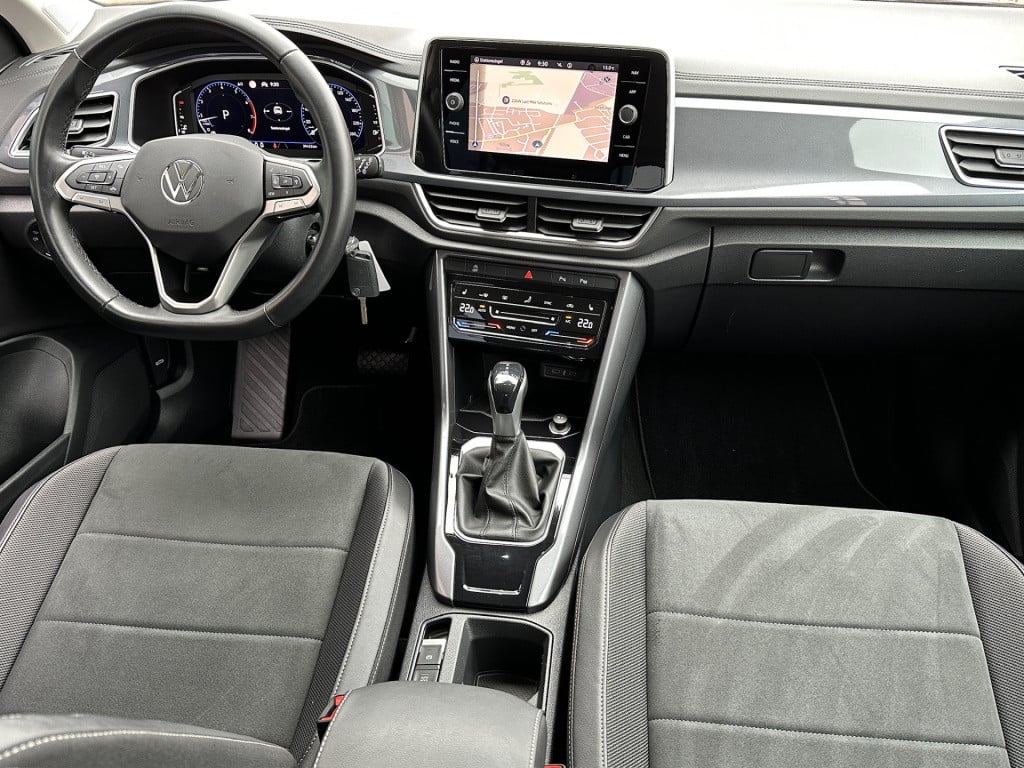 Volkswagen T-roc 1.5 tsi 150pk dsg style | iq light | navi | carplay | adap
