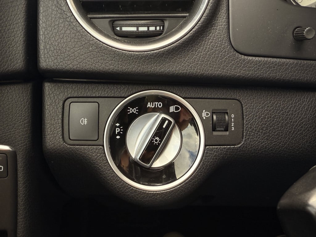 Mercedes-Benz C-Klasse estate 180 cgi blueefficiency elegance | stoelverwar