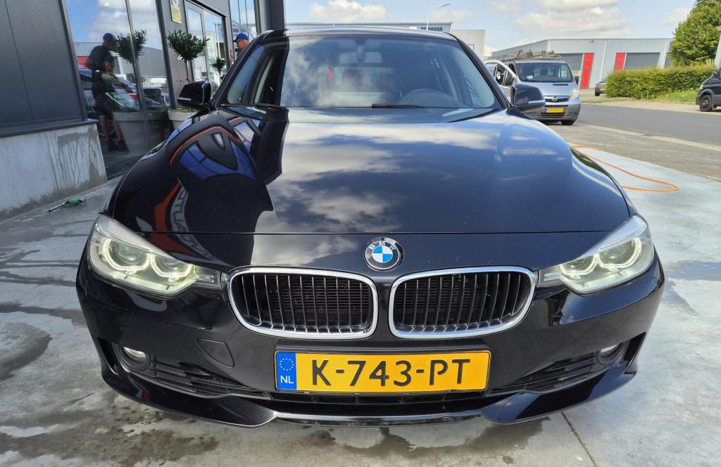 BMW 3-serie touring 320i executive