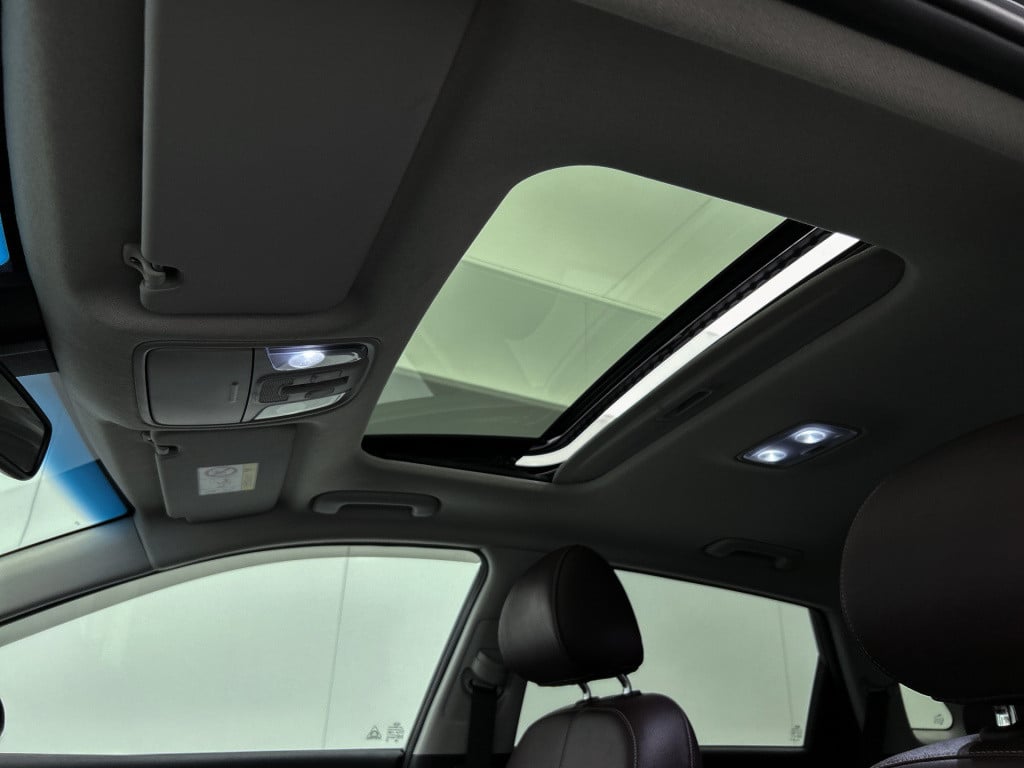 Kia Niro 1.6 gdi hybrid executiveline limited | dodehoekdetector |