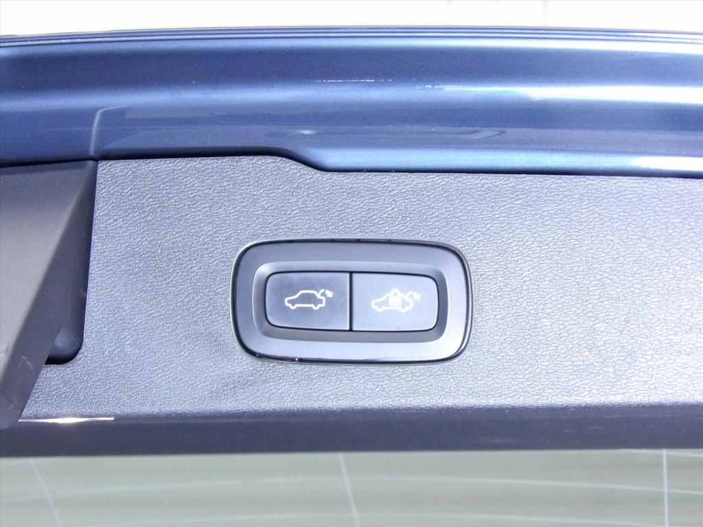 Volvo V60 t6 twin engine 398pk awd aut plus dark