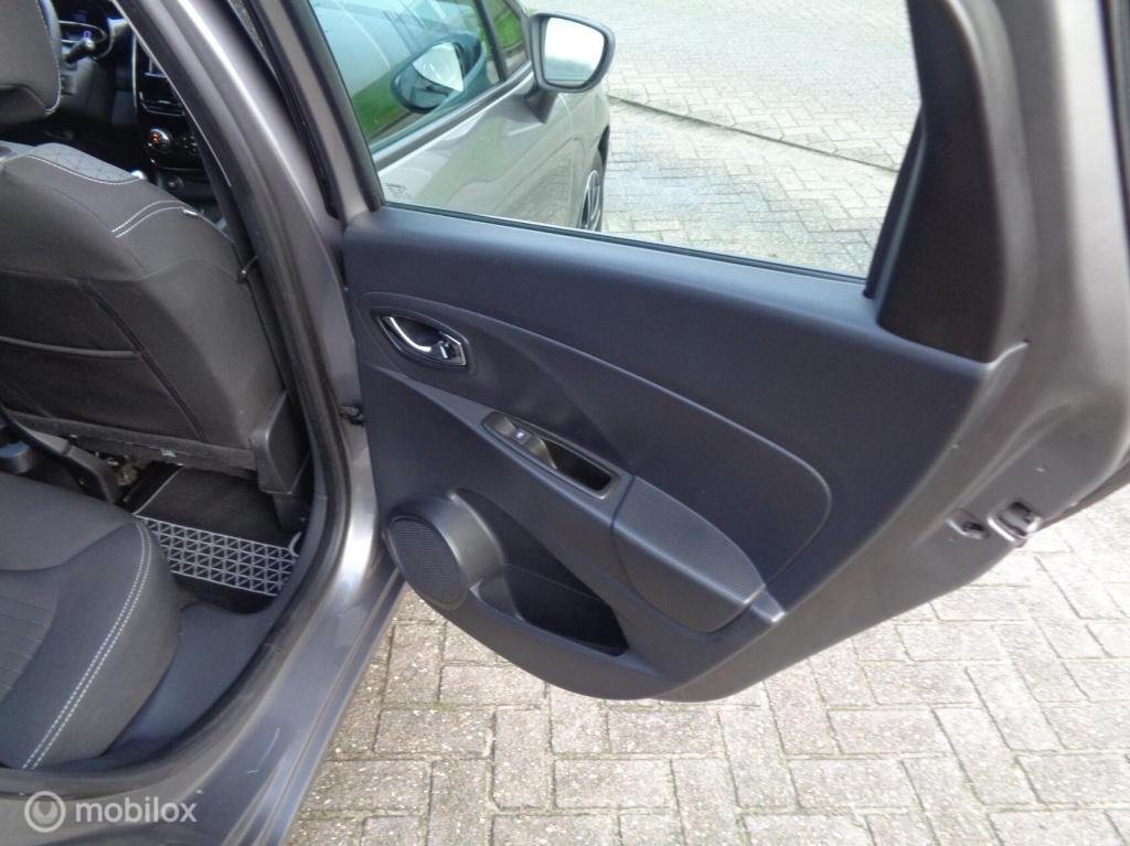 Renault Clio estate 0.9 tce dynamique/navigatie/lm velgen/airco/key less/pd