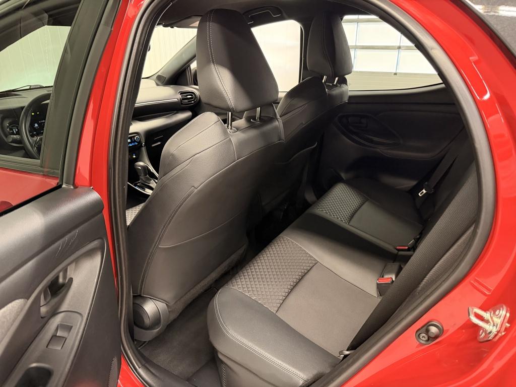 Toyota Yaris 1.5 hybride bi-tone executive| hud| stoel.verw| camera| bsm