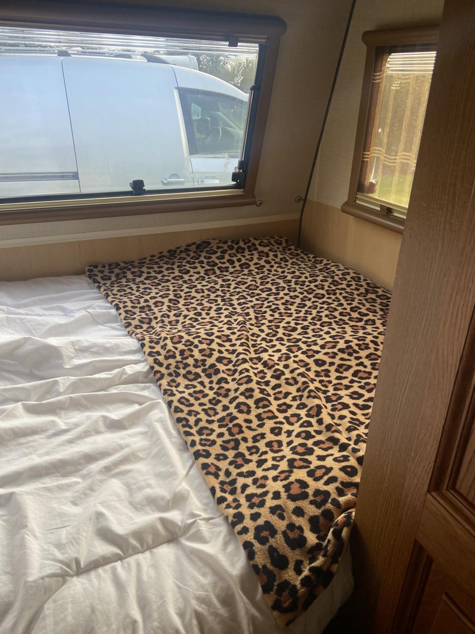 Te koop caravan Hobby