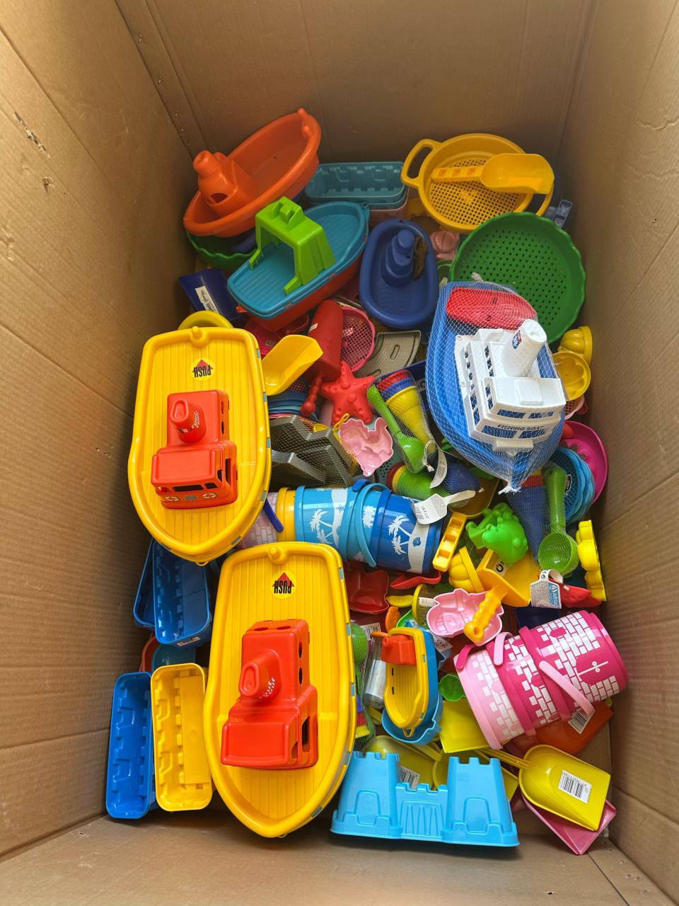 Mixpallet met zomerse speelgoed