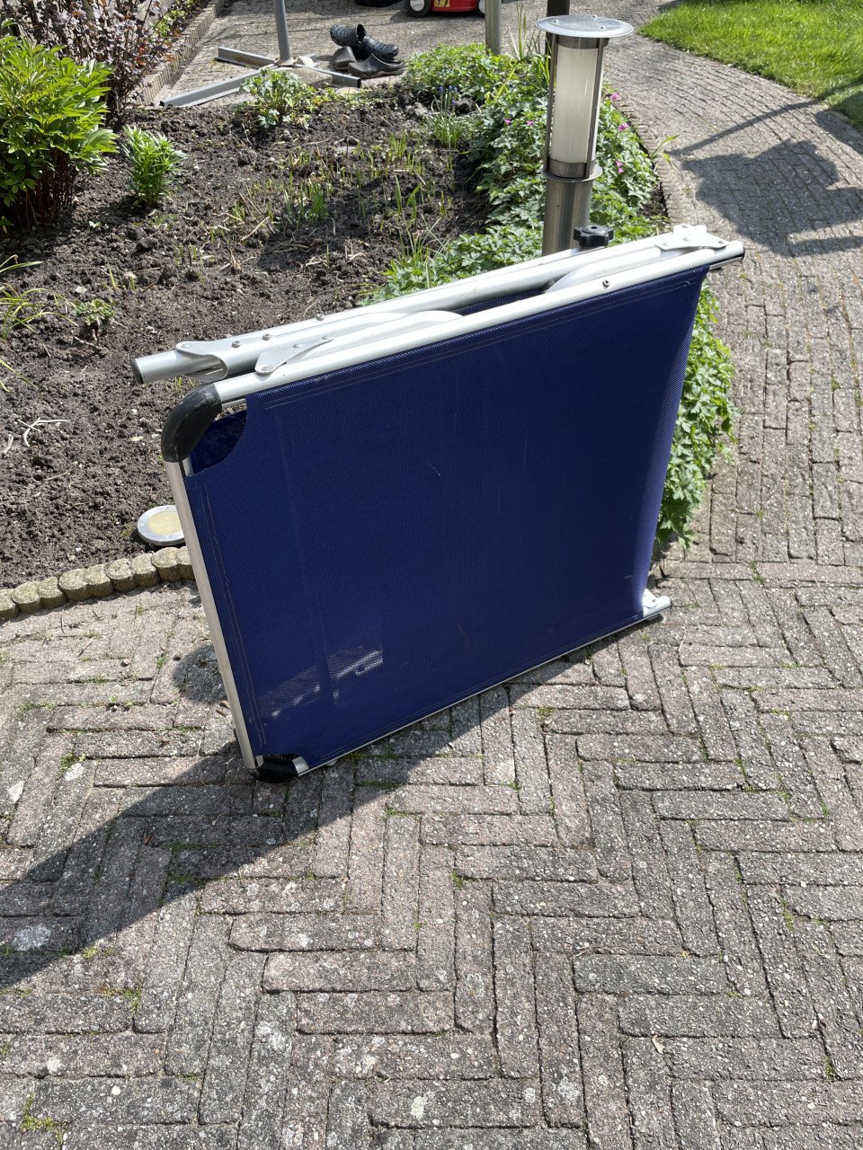Strecher ligbed Pebble Beach 67 x 194 x 30 cm aluminium blauw
