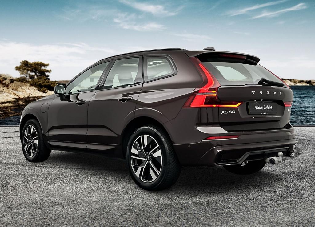 Volvo XC60 t6 398pk recharge ultra dark| pano| trekhaak| 360camera| h&k sou