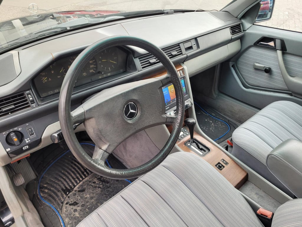 Mercedes-Benz 200 200-500 (w124) 300 d automaat