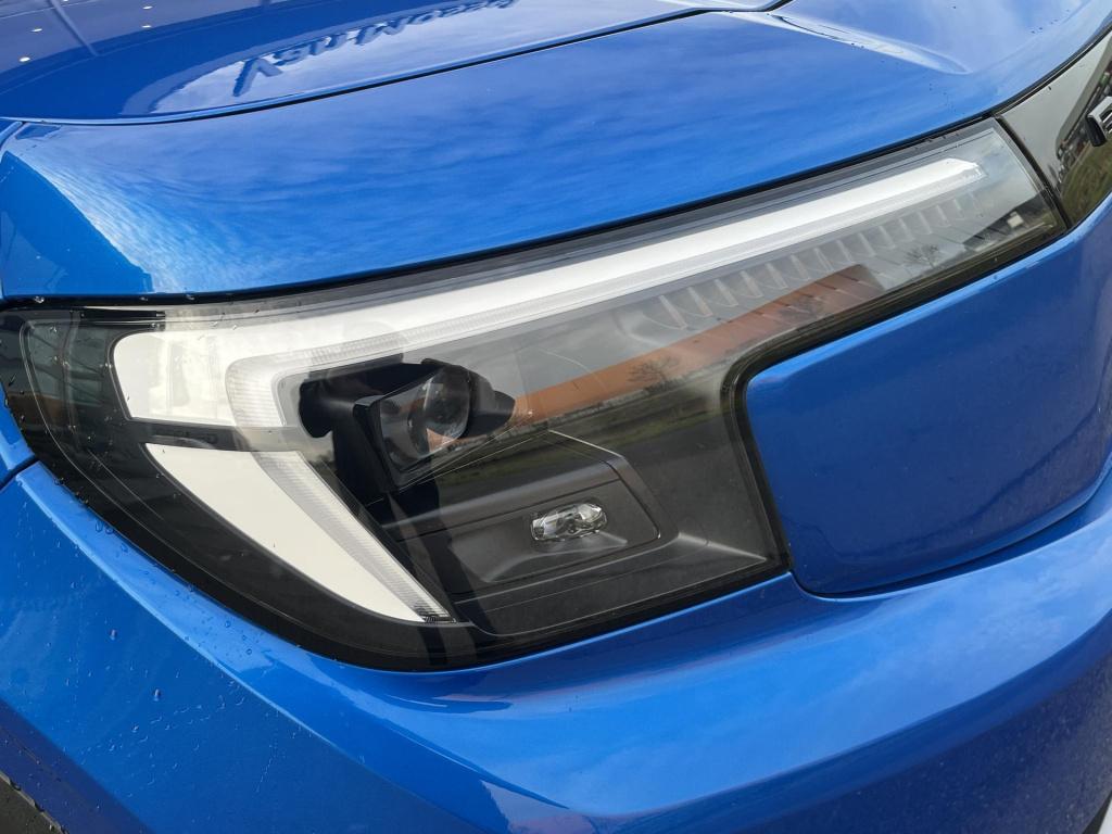 Ford Explorer premium extended range rwd 77 kwh | panoramadak | climate con