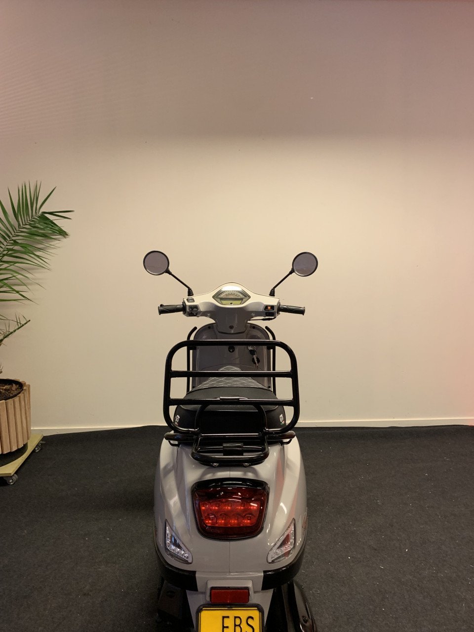 RIVA MODEL 45KM NU 895,= RIJKLAAR