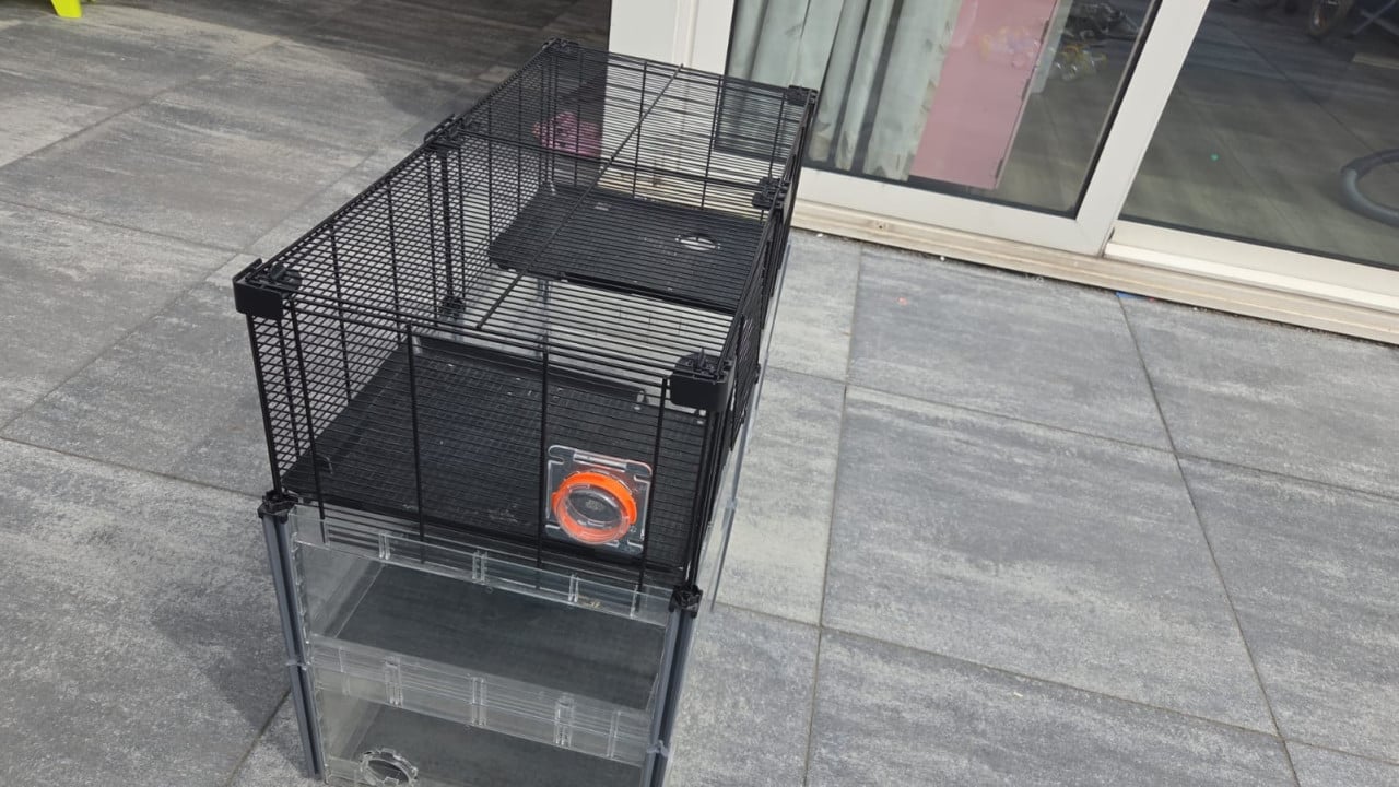 Hamsterkooi + accesoires , huisjes etc.