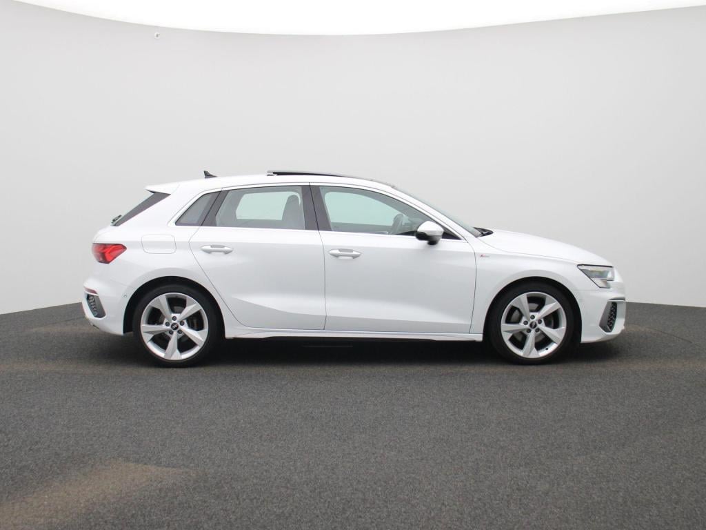 Audi A3 sportback 35 tfsi s edition | automaat | stoelverwarming | panorama