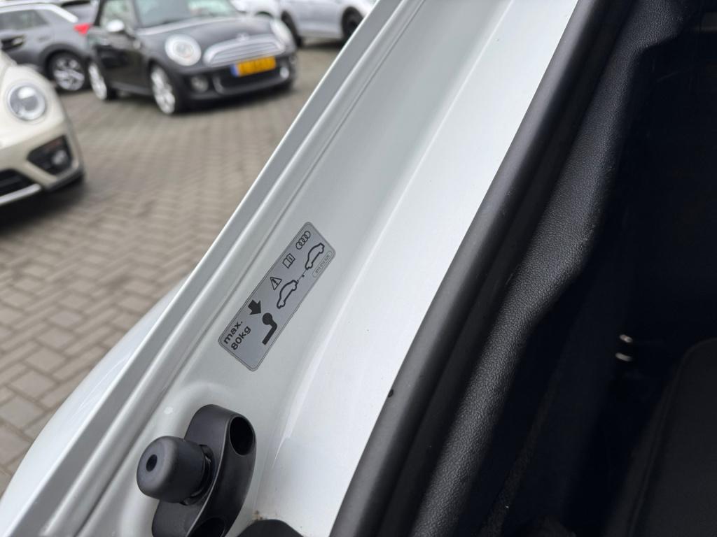 Audi A3 sportback 40 tfsi e * black pack * dealer onderhouden * stoelverwar